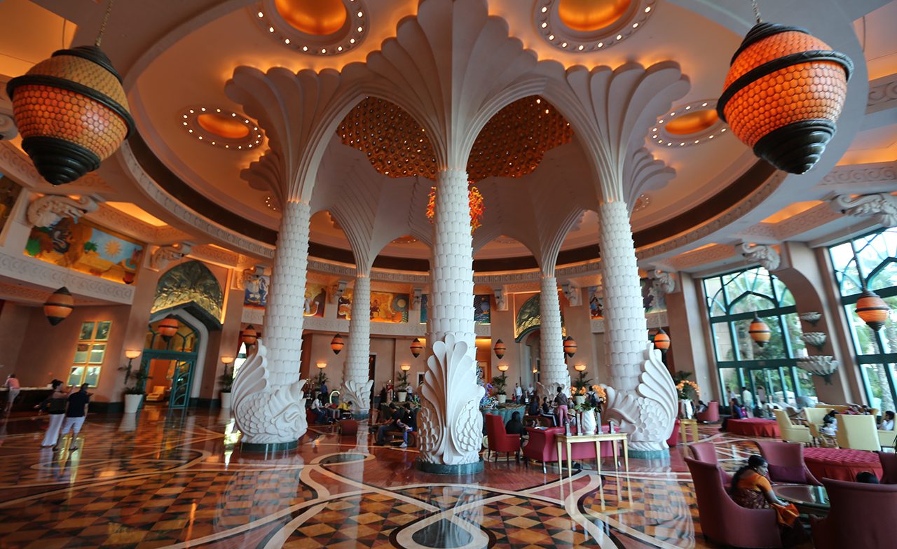 Bên trong khách sạn Atlantis the Palm Dubai